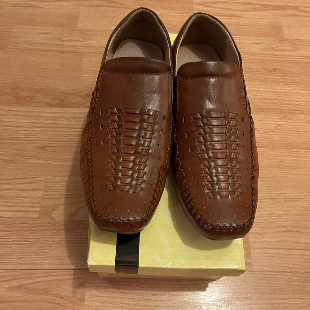 Mens used causal shoes